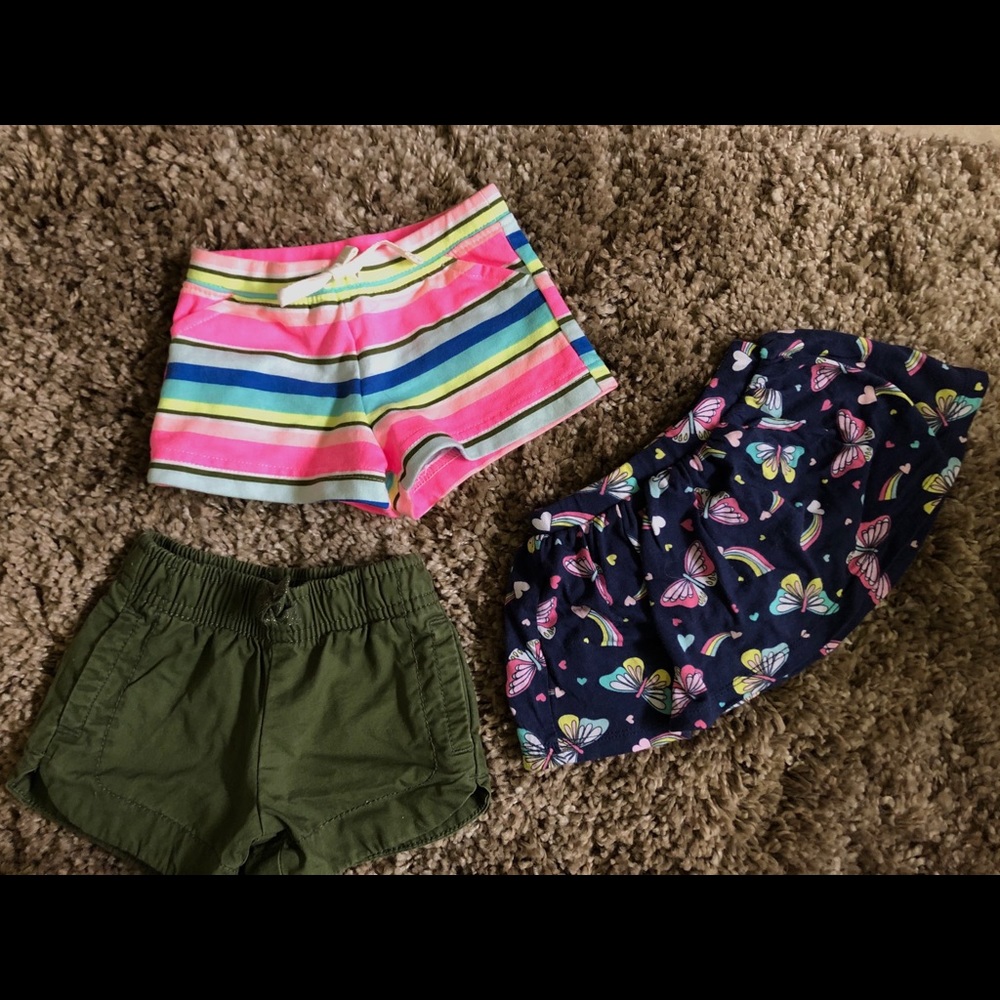 Carter’s 3 month baby girl shorts lot